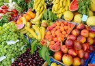 تباين أسعار الفاكهة في سوق العبور