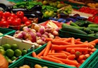 تباين أسعار الخضروات في سوق العبور