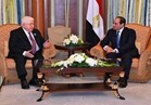    السيسي لنظيره العراقي :  دعم مصري كامل لوحدة وسيادة العراق علي كامل أراضيه