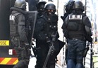 الشرطة الفرنسية تقوم بعملية أمنية بالشانزلزيه في باريس 