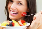 الأحماض المتواجدة في الفاكهة تعمل على تنشيط إفراز الكولاجين