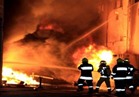 مصرع وإصابة نحو 18 شخصا في حريق برج سكني في أمريكا