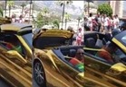 فيديو| سيارة من الذهب لثري عربي تثير الجدل في فرنسا 
