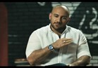 فيديو.. أحمد مكي يُغني «نلغي المستحيل» لشهداء حادث رفح الإرهابي 