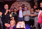 صور| شعبولا والجنايني وياسر عدوية يحتفلون بعيد ميلاد كريم الشاعر
