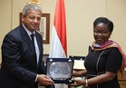 وزير الشباب يبحث التعاون الثنائي مع وزيرة توجو للتنمية 