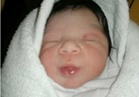 العثور على طفلة حديثة الولادة داخل عقار بفيصل 